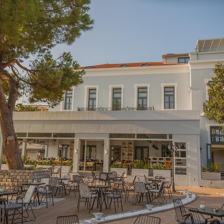 Panellinion Luxury Rooms Kalamata Exterior photo