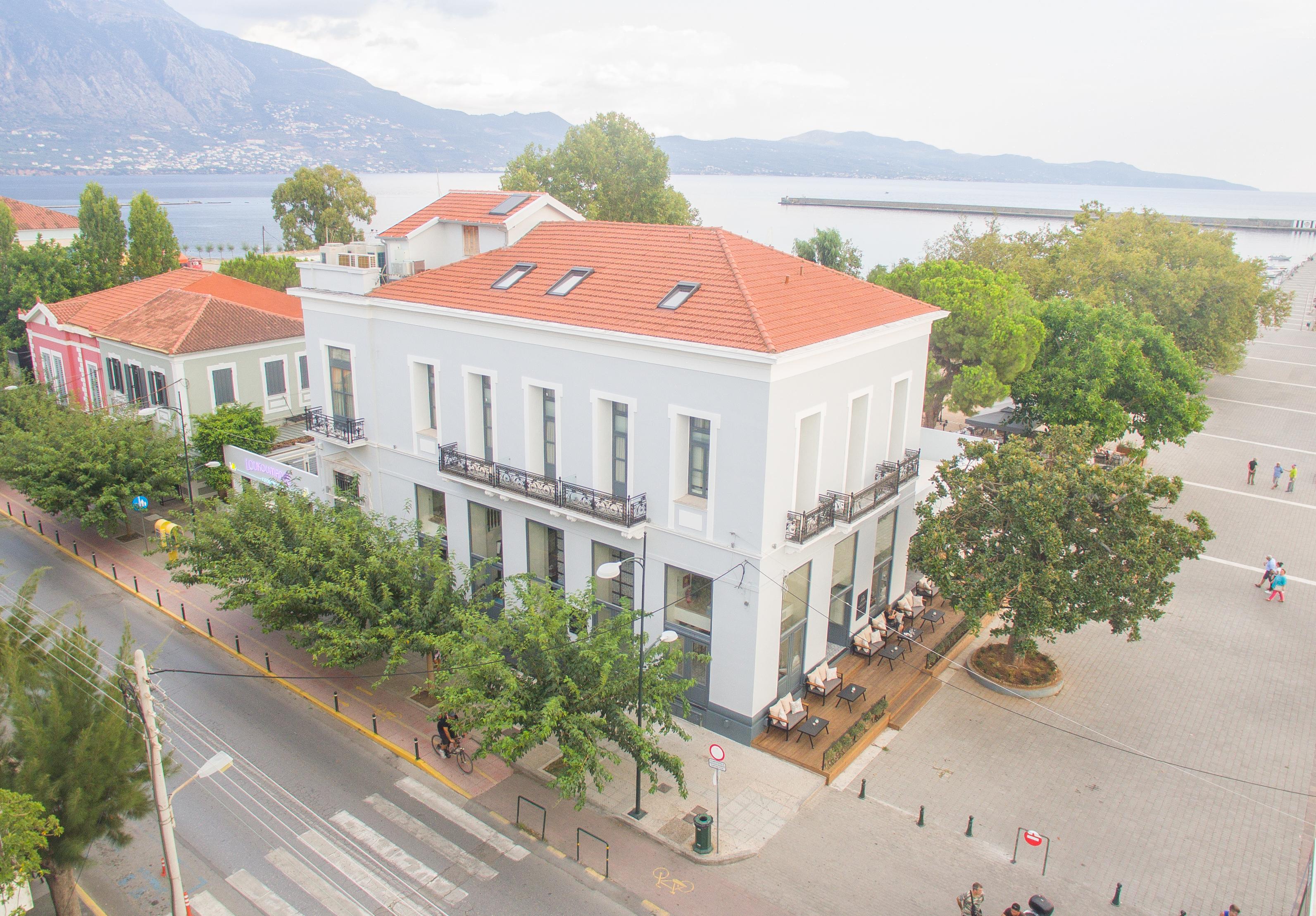 Panellinion Luxury Rooms Kalamata Exterior photo
