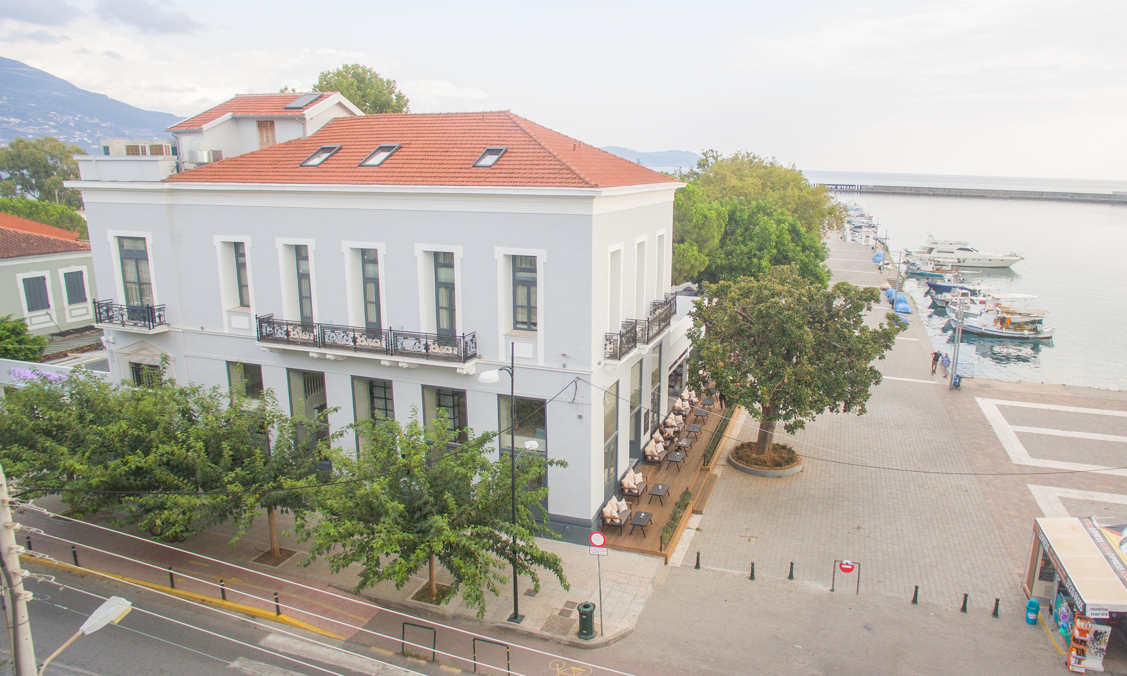 Panellinion Luxury Rooms Kalamata Exterior photo