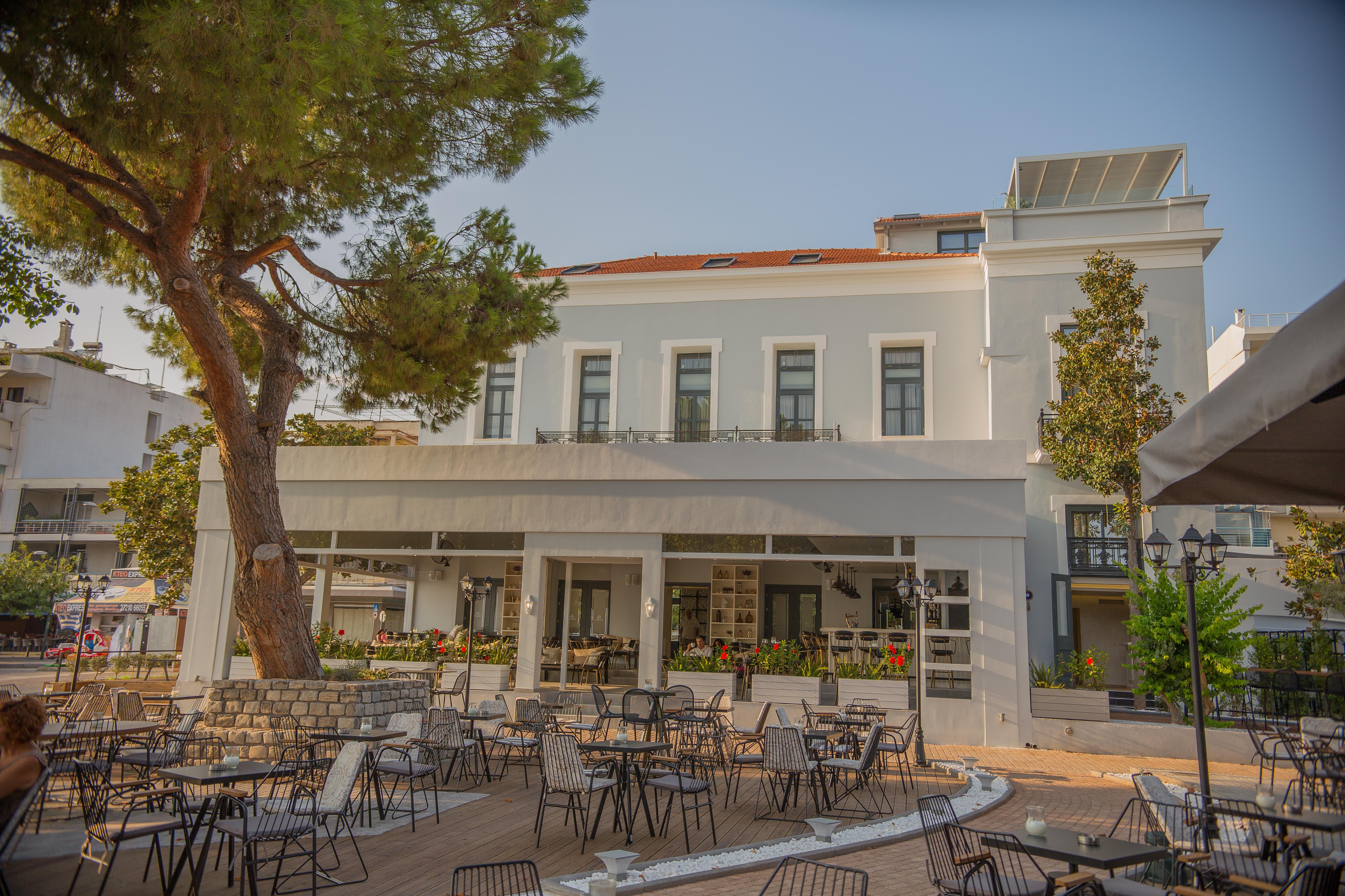 Panellinion Luxury Rooms Kalamata Exterior photo