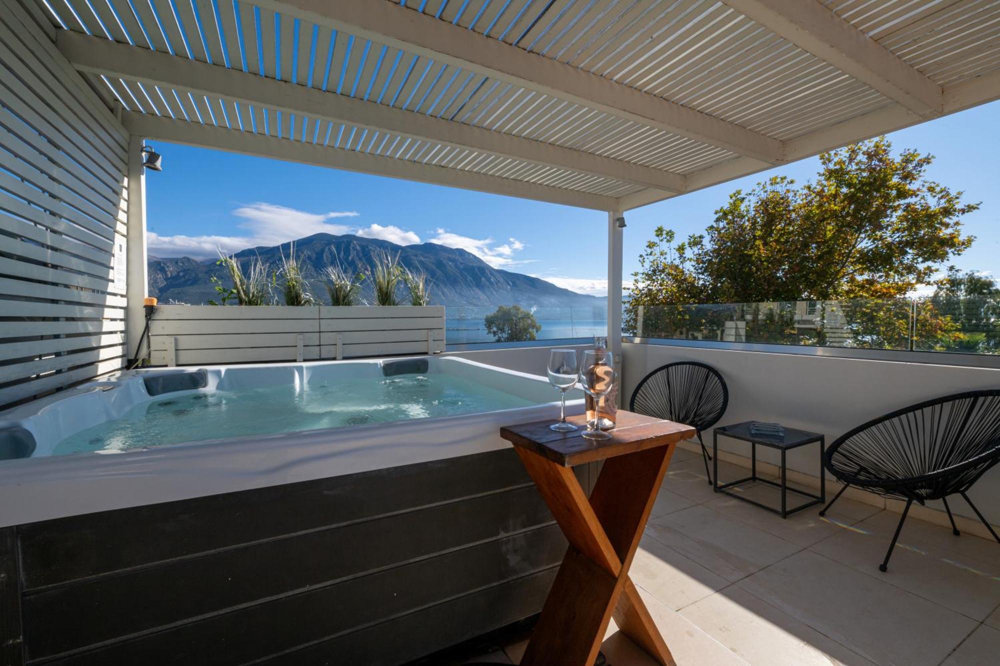 Panellinion Luxury Rooms Kalamata Exterior photo